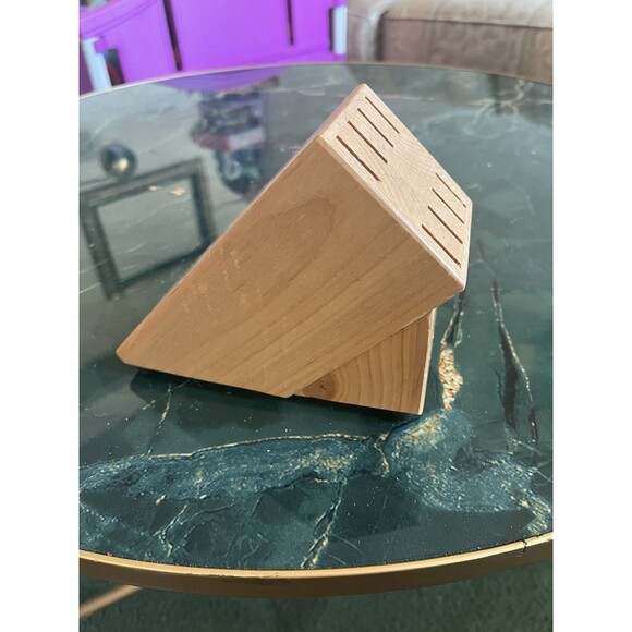Cutco 18-Slot Knife Block | Honey Oak Wood Holder | Countertop Organizer Stand - Picture 9 of 10